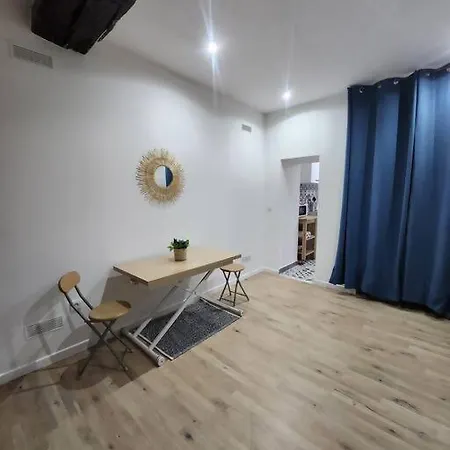 Apartman En El 10 Párizs