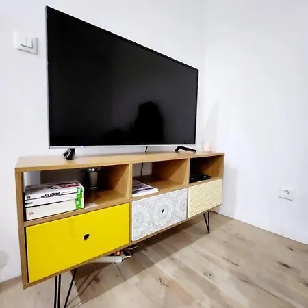 En El 10 Apartman Párizs